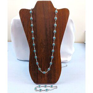 Turquoise Bead & Silver Toned Necklace & Bracelet Set With Vintage-Inspired